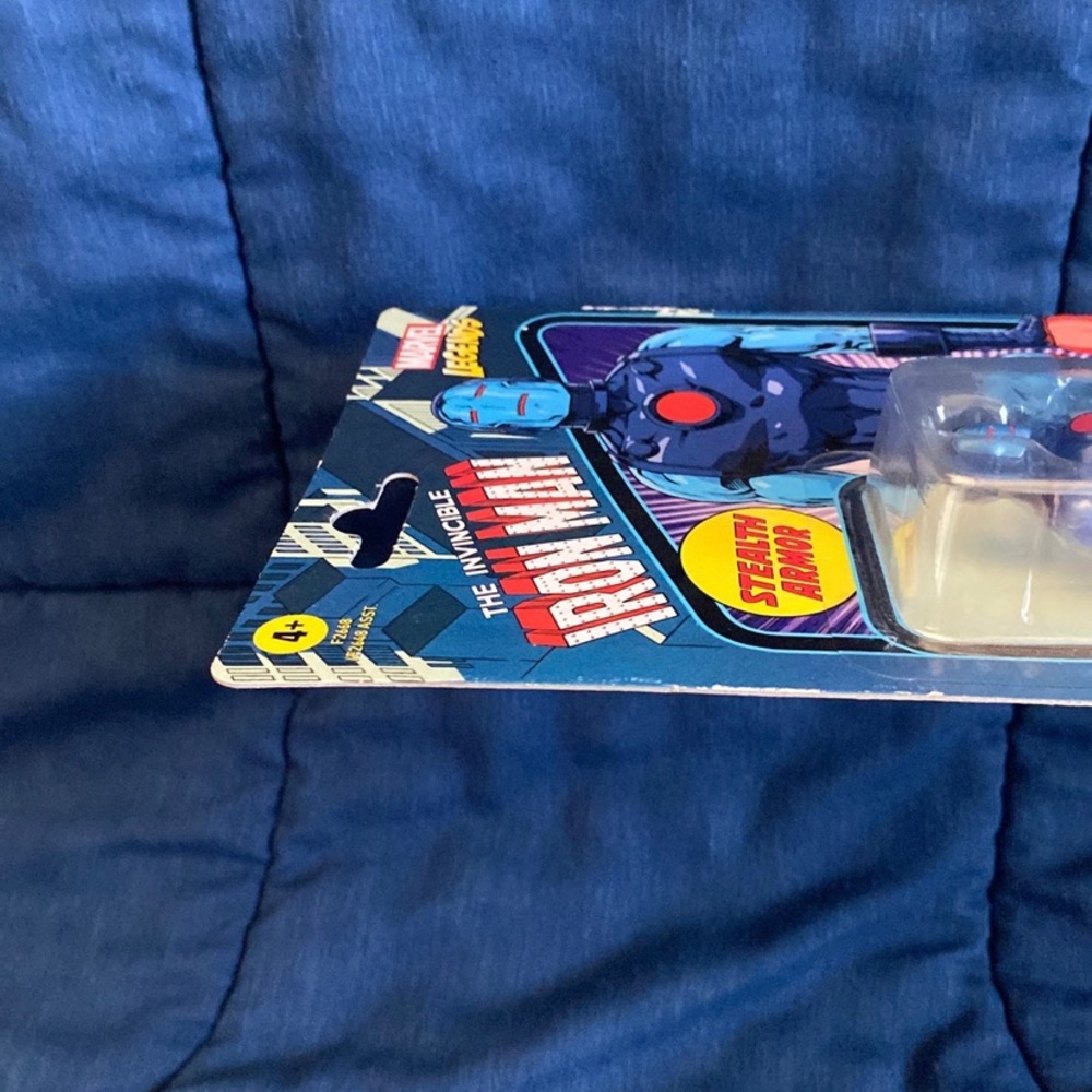 Marvel Legends The Invincible Iron Man Stealth Armor Kenner Figure - Picture 10 of 10